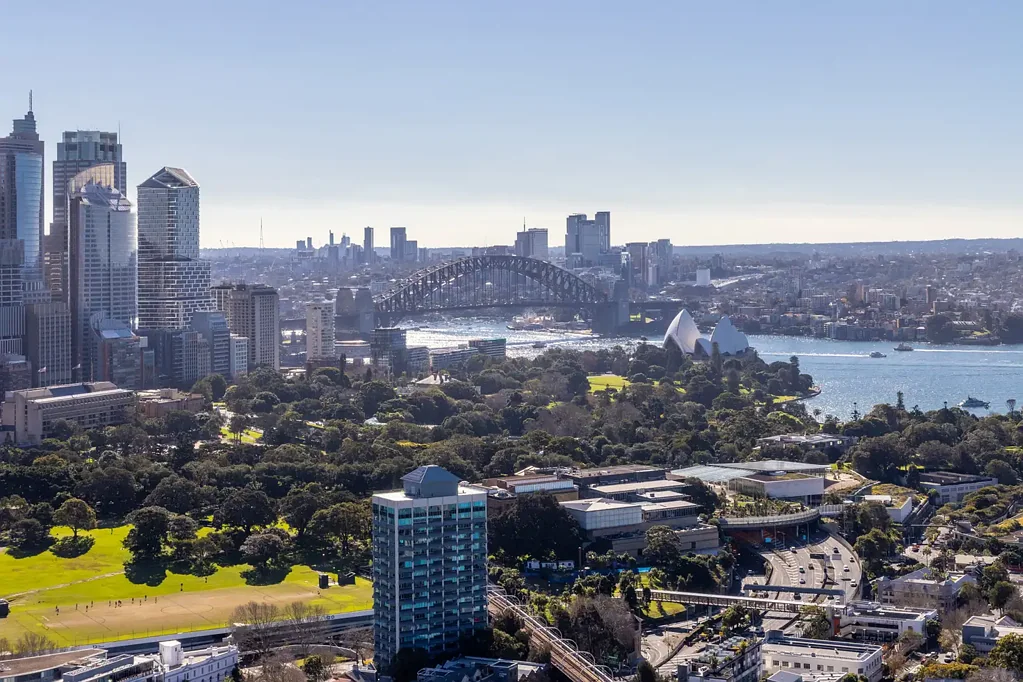 Spectacular Harbour Views