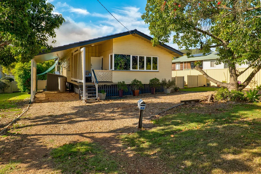 35 South Street, Esk, QLD 4312