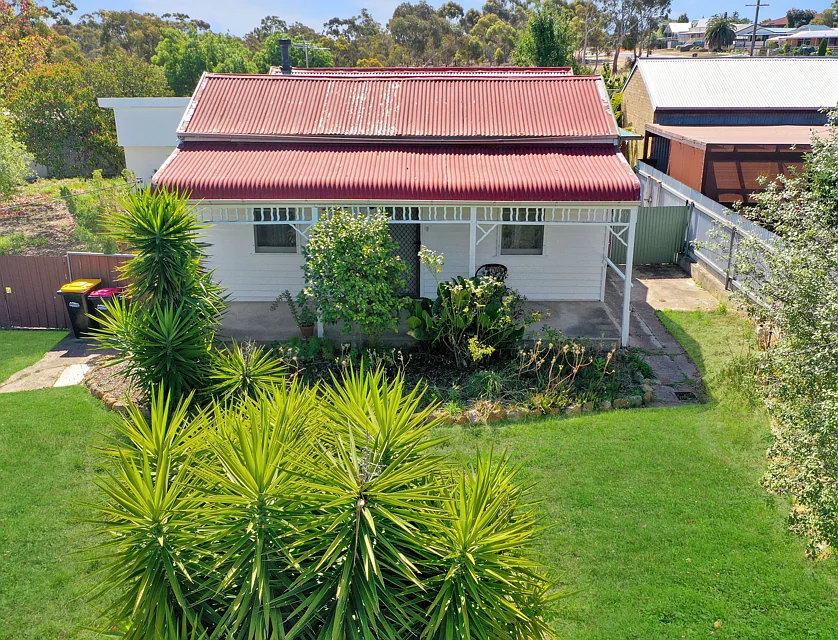 16 Doyle St, Stawell, VIC 3380, 3 રૂમ, 1 બાથરૂમ, House
