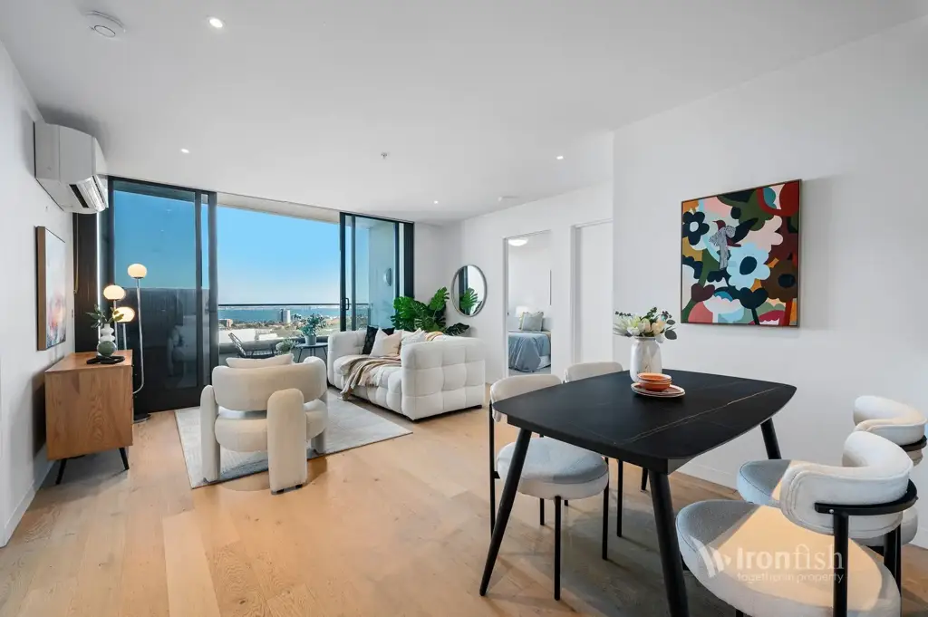 St Kilda 2ห้องนอน Luxury Living in St Kilda: Stunning 2 Bed with Sunset Views