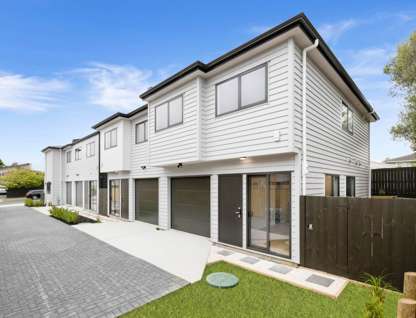 8B Minaret Drive, Bucklands Beach, Manukau City, Auckland, 3房, 2浴, 独立屋