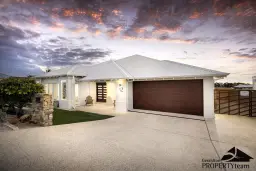 12 Spyglass Hill, Drummond Cove