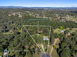 41 Parkland Drive, Chatsworth