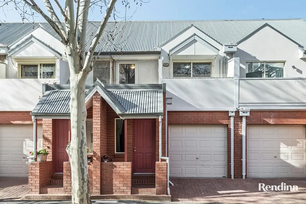 209 Stockmans Way, Kensington, VIC 3031