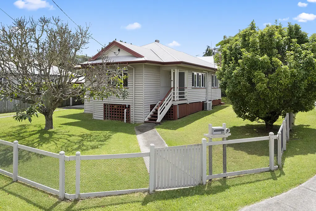 39 Ballantine Street, Chermside, QLD 4032