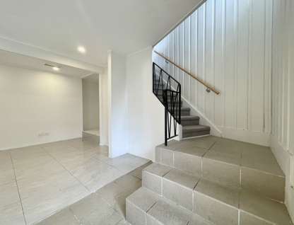 1-4305 Great North Road, Glendene, Waitakere City, Auckland, 5房, 2浴, 整租独立别墅