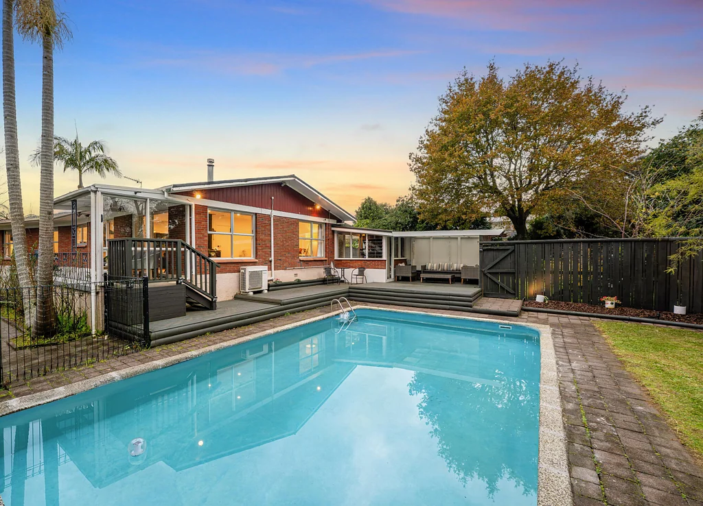 Pukekohe 3房  Private Oasis, Walk To Town, Entry Level Price