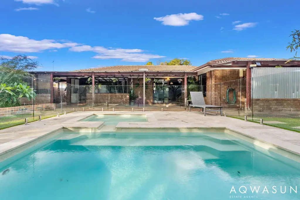 Rockingham 4 Bedroom SUMMERTIME READY