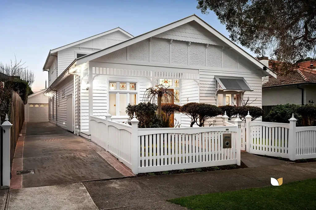 Essendon 4房 备受赞誉地段的家庭典范 Family Showpiece in a Lauded Location