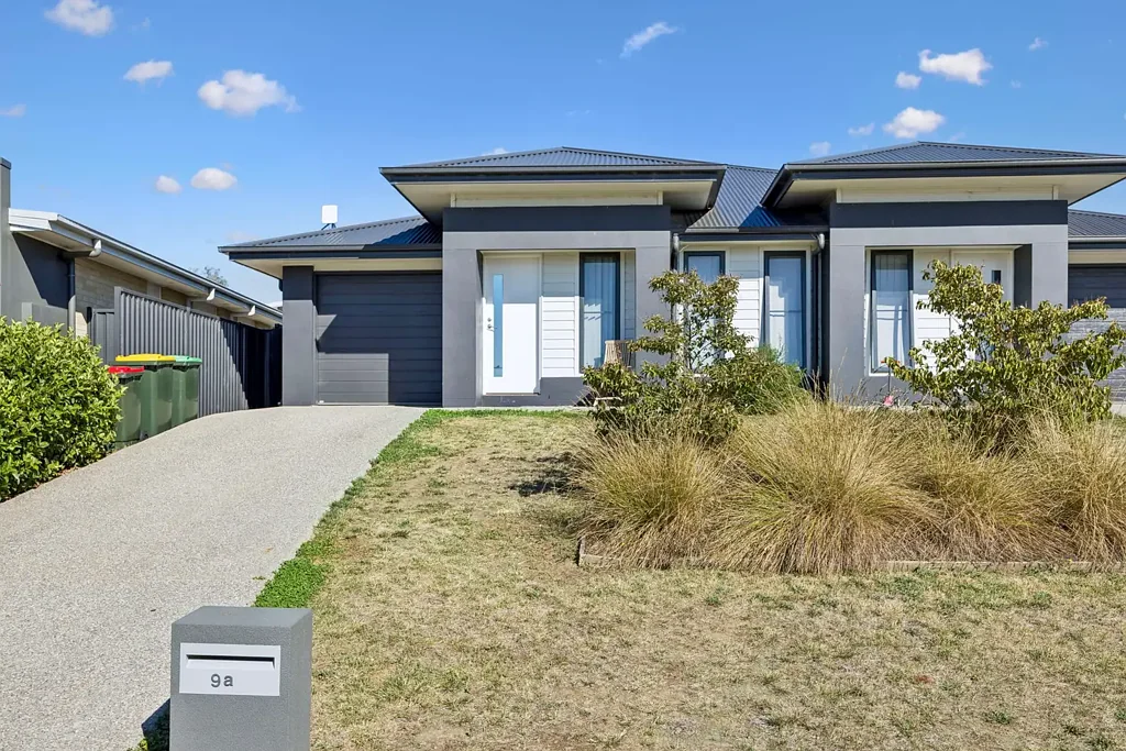 9a BONNEVILLE BOULEVARD, Goulburn, NSW 2580