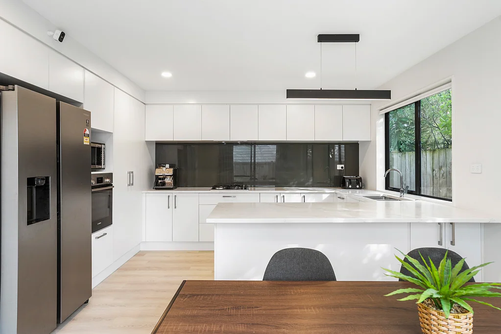 Sunnyvale 4房 阳光满屋 · 品质典范 —— 自住投资一步到位！ Sunny, Solid, Nest or Invest!
