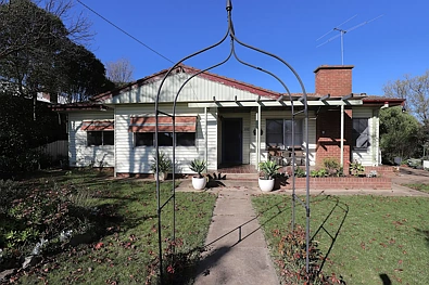 Cootamundra 3chambre Spacious Home Close To Shops
