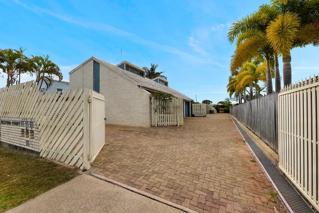 Mackay 2ਬੈੱਡਰੂਮ City Living with Space, Privacy & Convenience