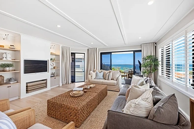2/12 Brakes Crescent, Miami, QLD 4220, 3 Bedrooms, 2 Bathrooms, Apartment