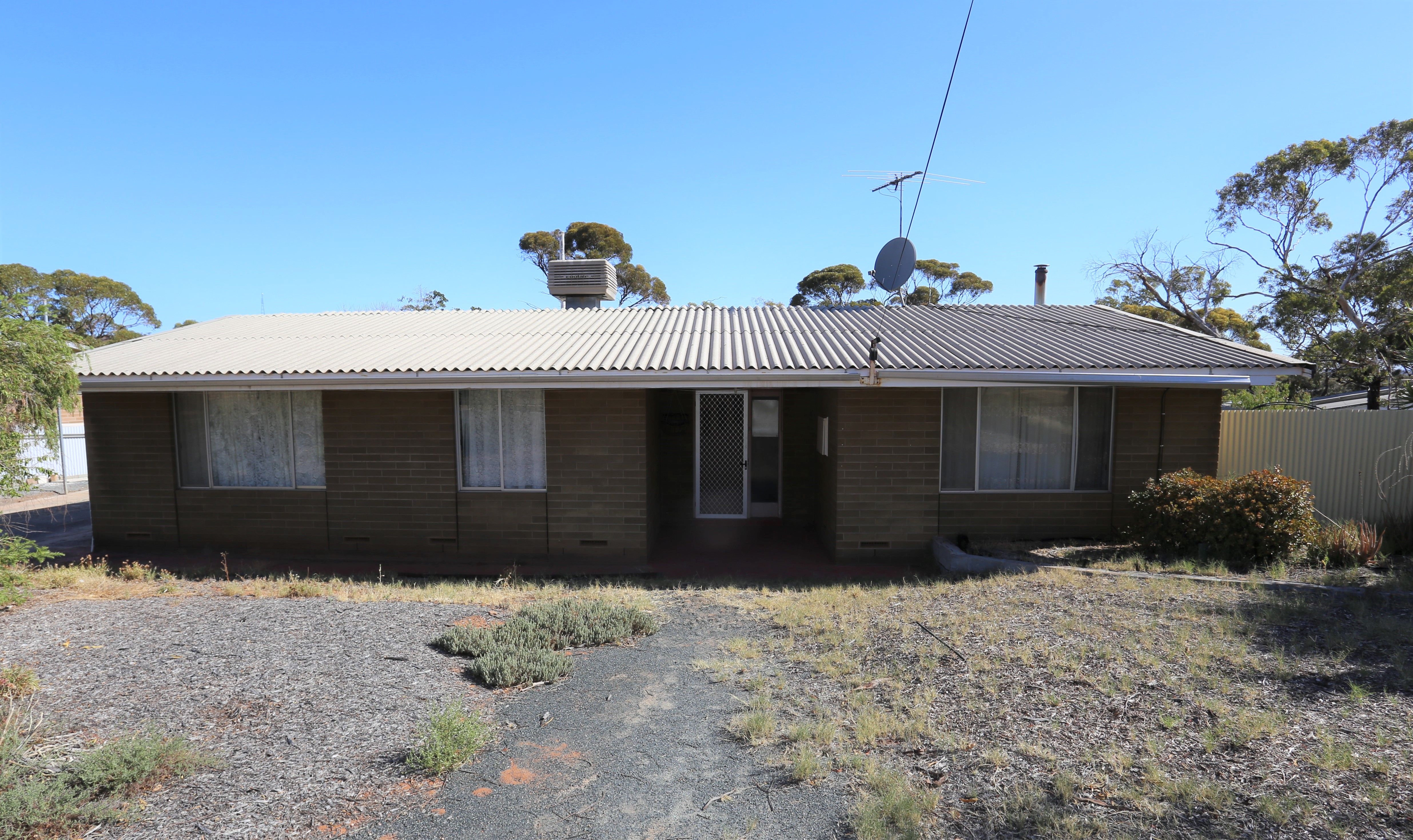 9 BACHELOR AV, KAMBALDA EAST WA 6442, 0 chambres, 0 salles de bain, House