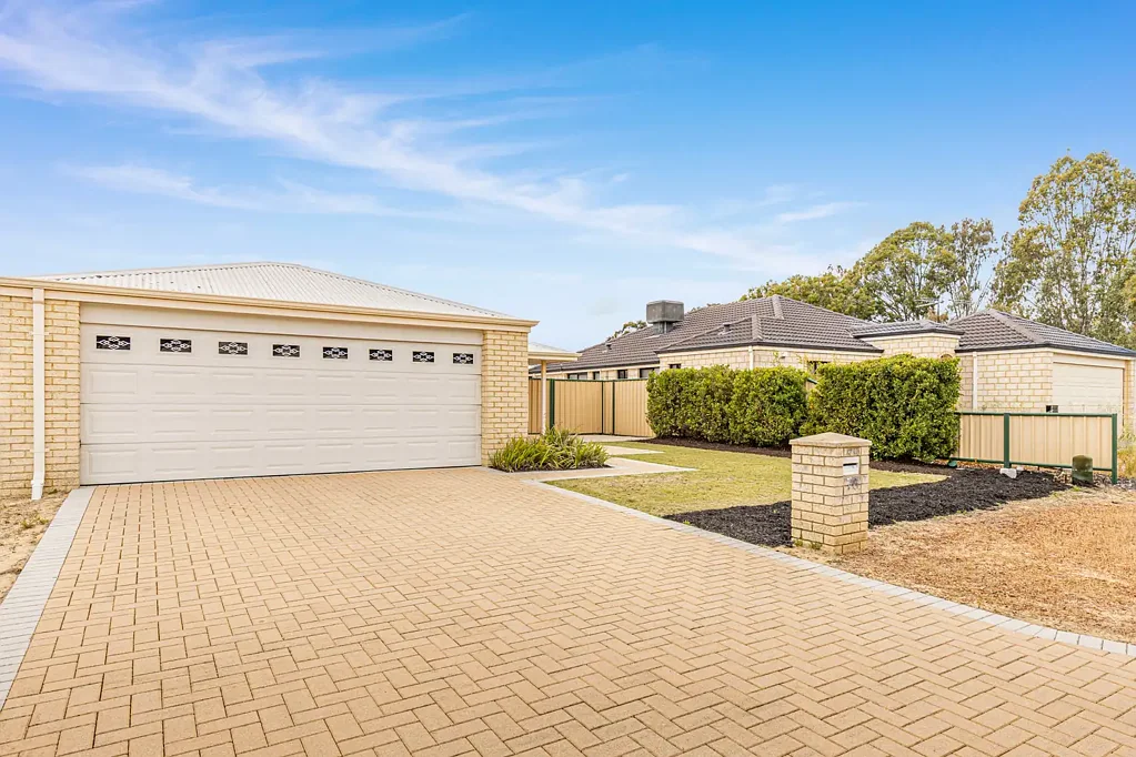 Kenwick 3ਬੈੱਡਰੂਮ Put your own finishing touches on this superb family home