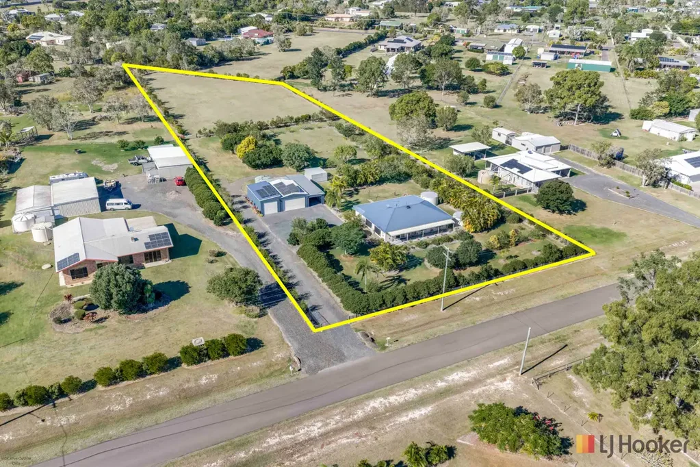 Branyan 3房  PRESTIGE ACREAGE LIVING ON ONE OF PARKLANDS ESTATE’S LARGEST LANDHOLDINGS