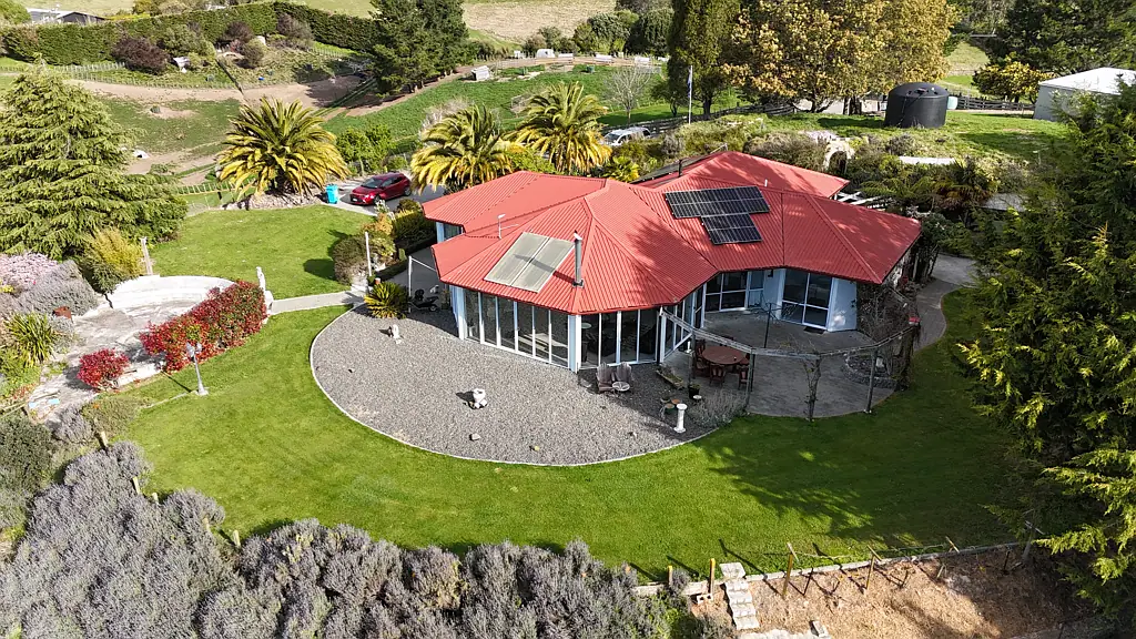 Maraekakaho 4 Bedroom Owners have flown the Nest