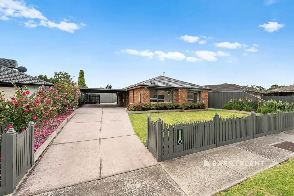 Narre Warren 3Phòng ngủ Unbeatable Convenience!