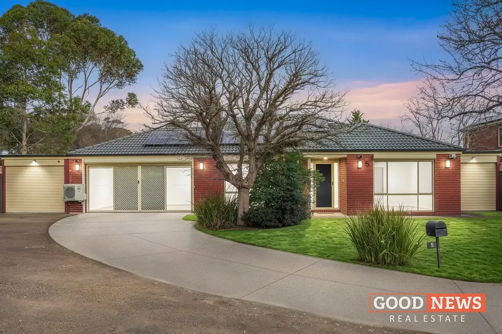 Wyndham Vale 4Zimmer A Private Family Sanctuary with Rare Dual Living & Future Potential