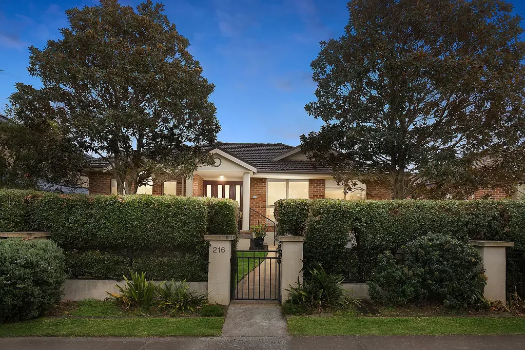 216 Garden Street, Warriewood, NSW 2102