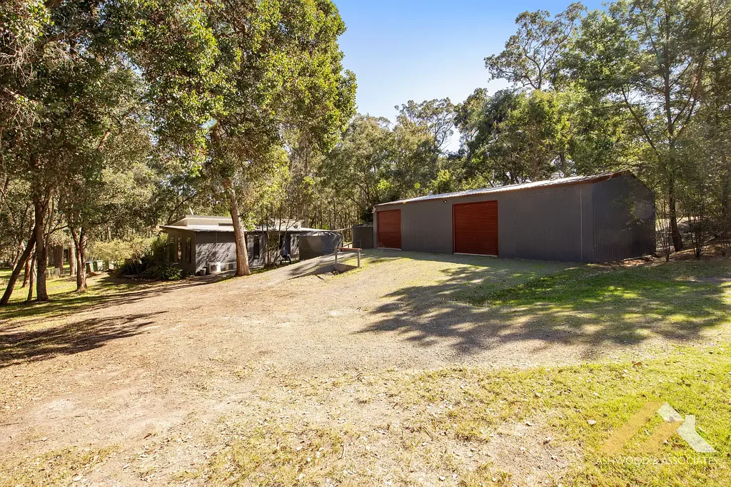 Nicholson 3Kwarto PEACEFUL NICHOLSON ACREAGE WITH EXCEPTIONAL SHEDDING