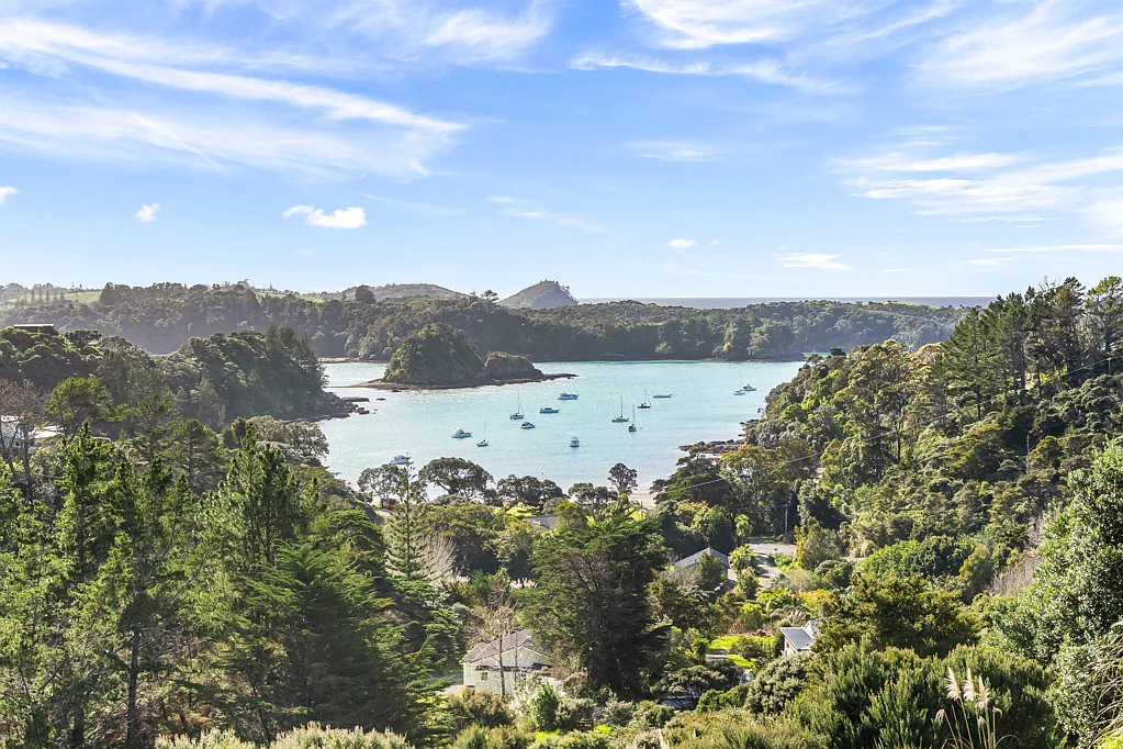 Tutukaka 2房  Tutukaka Coast - A Precious Taonga