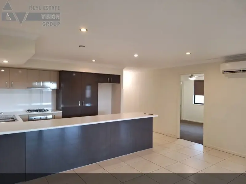 Modern Mayfair Unit