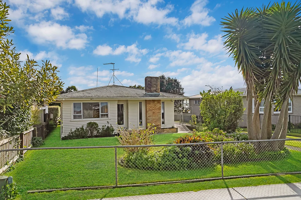 Pukekohe 3ਬੈੱਡਰੂਮ Pukekohe Gem with Subdivision Potential!