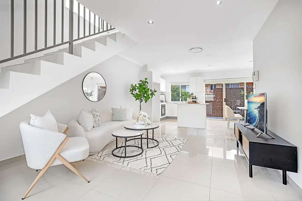 3/4 Romani Avenue, Hurstville, NSW 2220