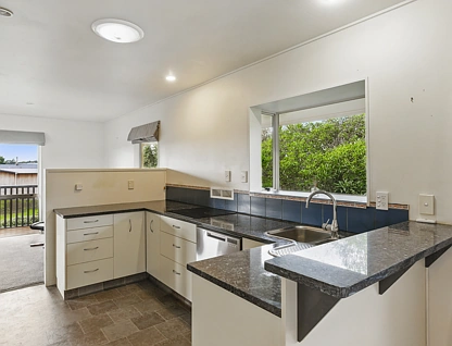 9 Takitimu Street, Waitarere Beach, Horowhenua, 5 ਕਮਰੇ, 3 ਬਾਥਰੂਮ, House
