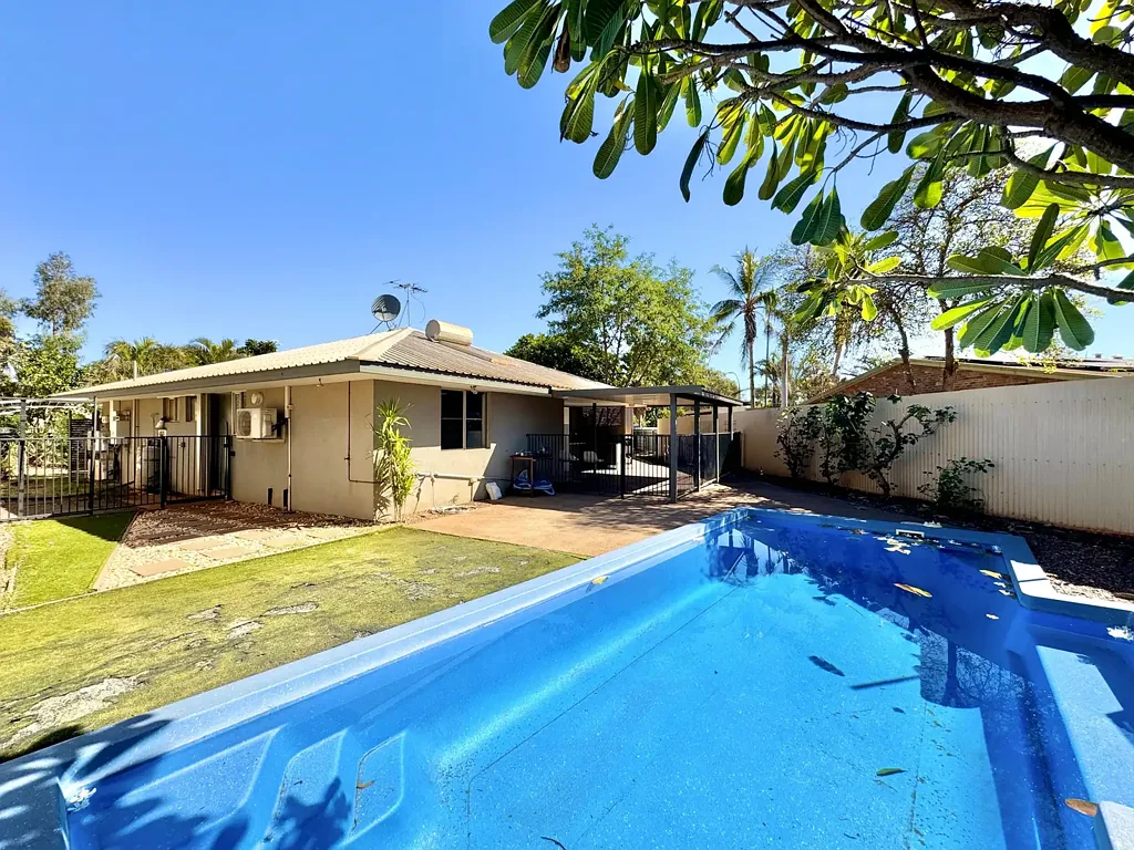 Modern Family Home with Pool