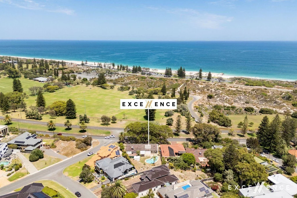City Beach 3Moenga Colossal Landholding in the "Royal Circle"!