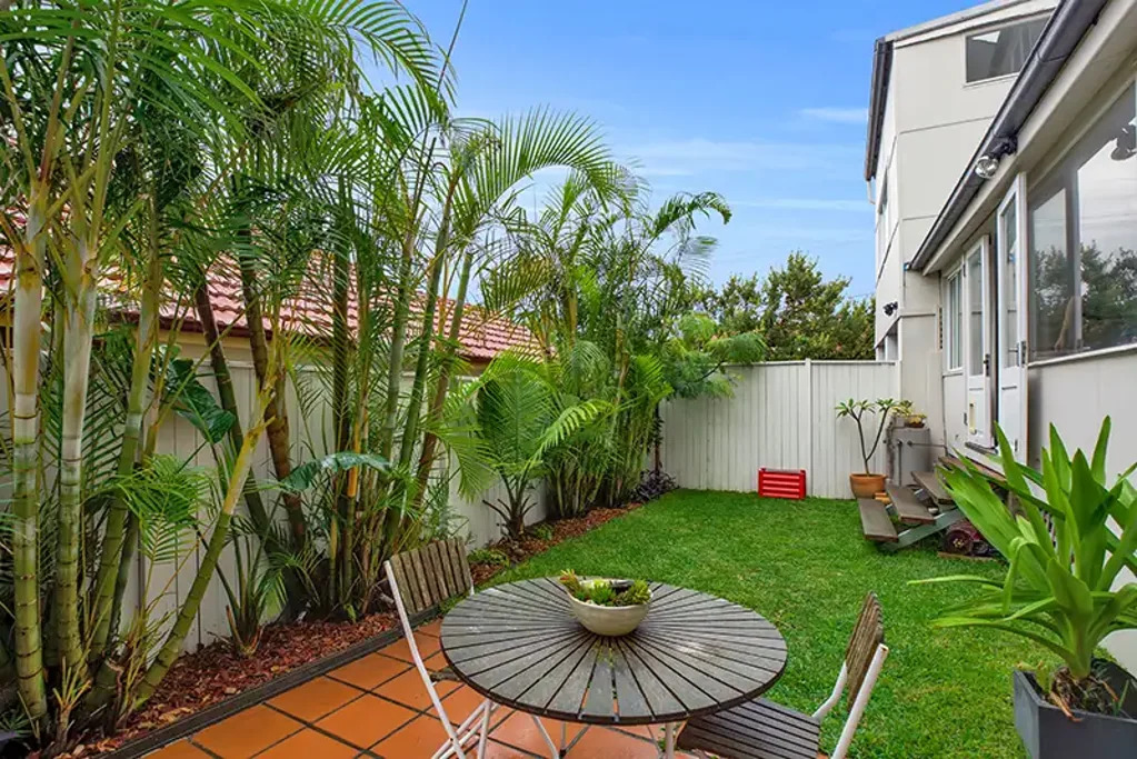 Renovated One Bedroom Plus Study, Garden Apartment