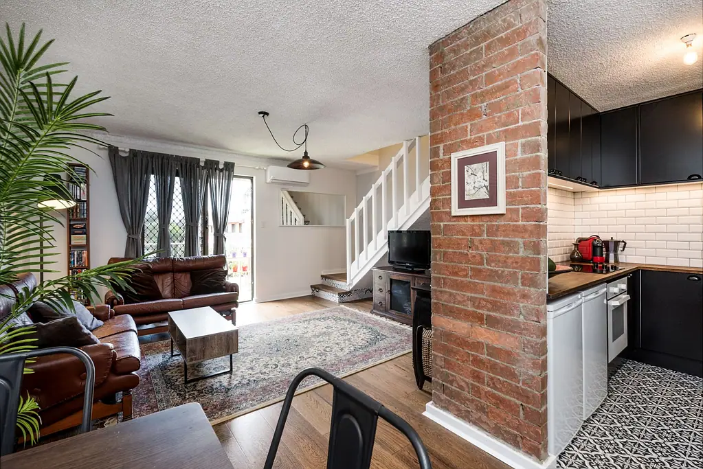 37/309 Harborne Street, Glendalough, WA 6016
