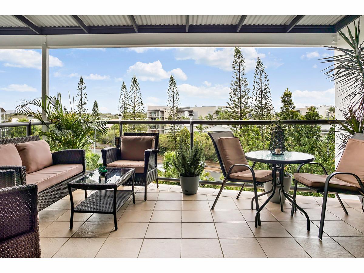 AZURE ON DOUBLE BAY 10 GRAND PDE, PARREARRA QLD 4575, 0部屋, 0バスルーム, Unit