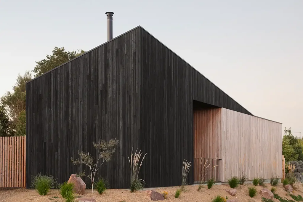 Creswick 1कमरा Architectural Brilliance in the Heart of Creswick – “Shadows” by Moloney Architects