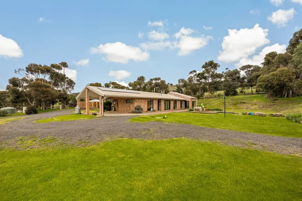 Sunbury 4कमरा Pristine Pastoral Beauty on 15 Acres (Approx.)