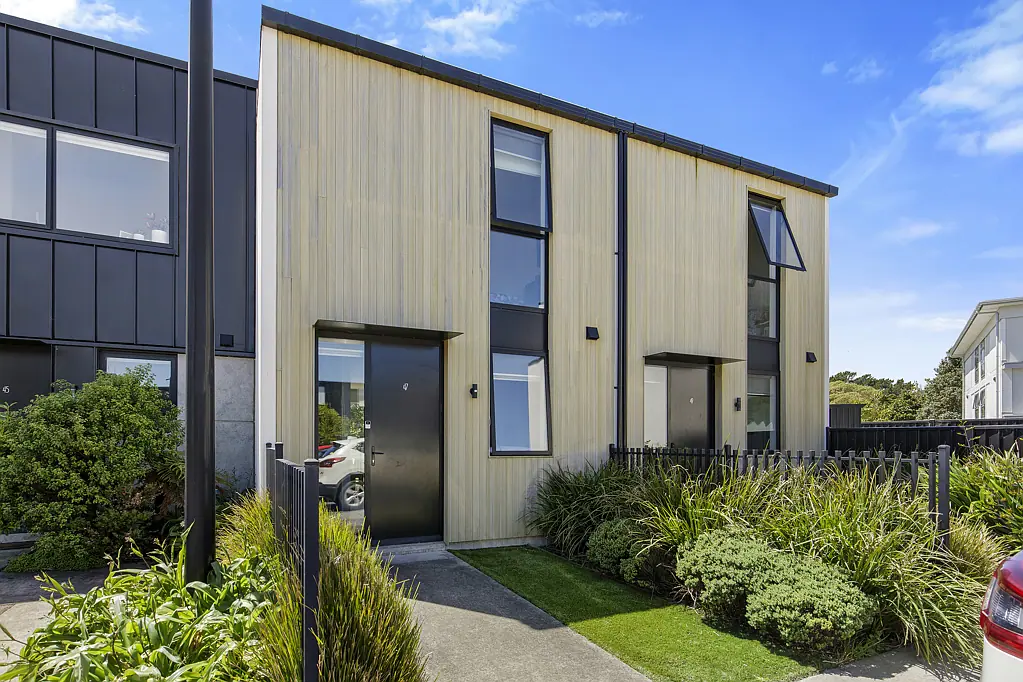 Petone 3ਬੈੱਡਰੂਮ Easy living in a great location