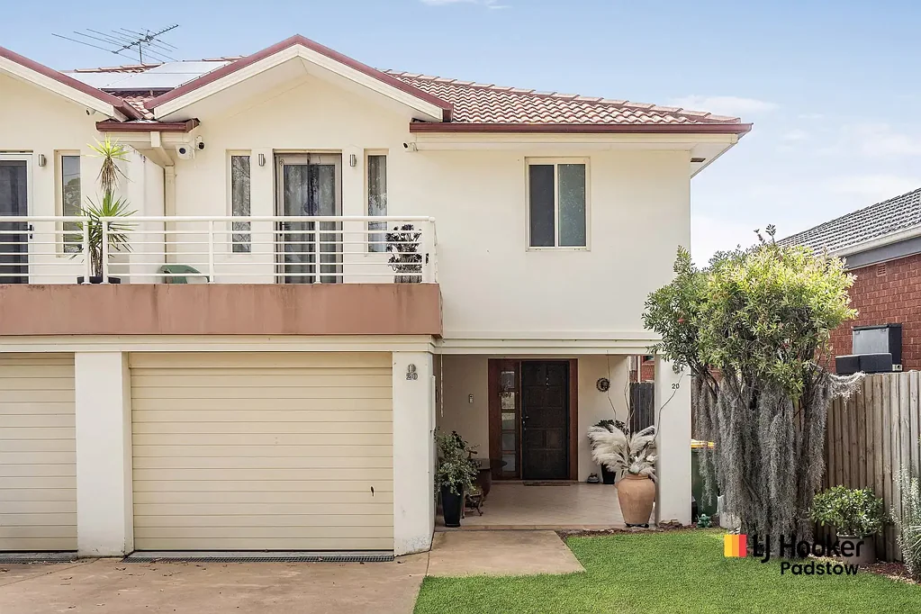 Revesby 4房 坚固双砖结构 471平米阔地 现代宽敞厨房 阳光房多能 便捷交通配套 高潜投资价值 Double Brick Family Home With Potential For Granny Flat (STCA)