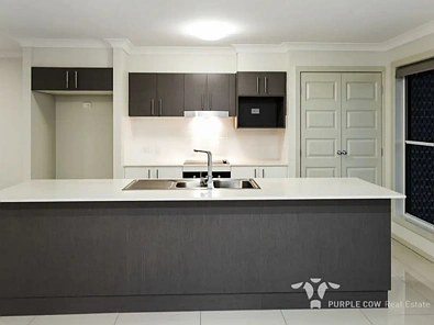 7 Trinity Crescent, Springfield Lakes, QLD 4300, 4 Bedrooms, 2 Bathrooms, House