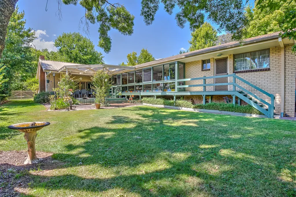 1 Houghs Lane, Bright, VIC 3741