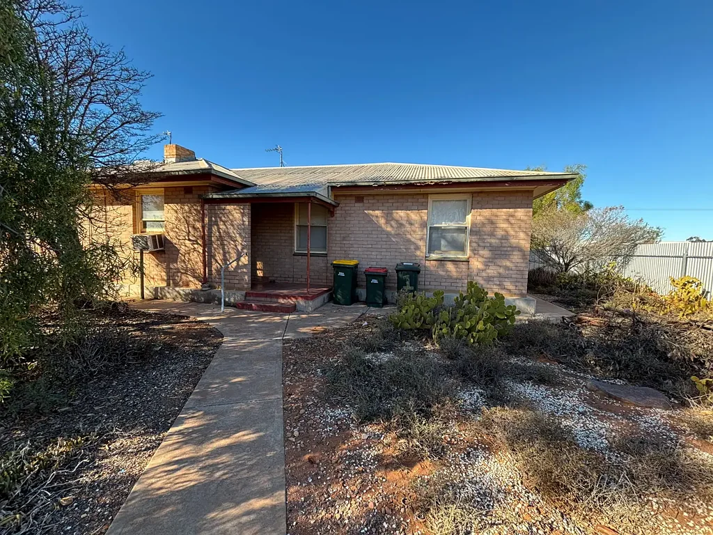 27 Boettcher Street, Whyalla Stuart, SA 5608