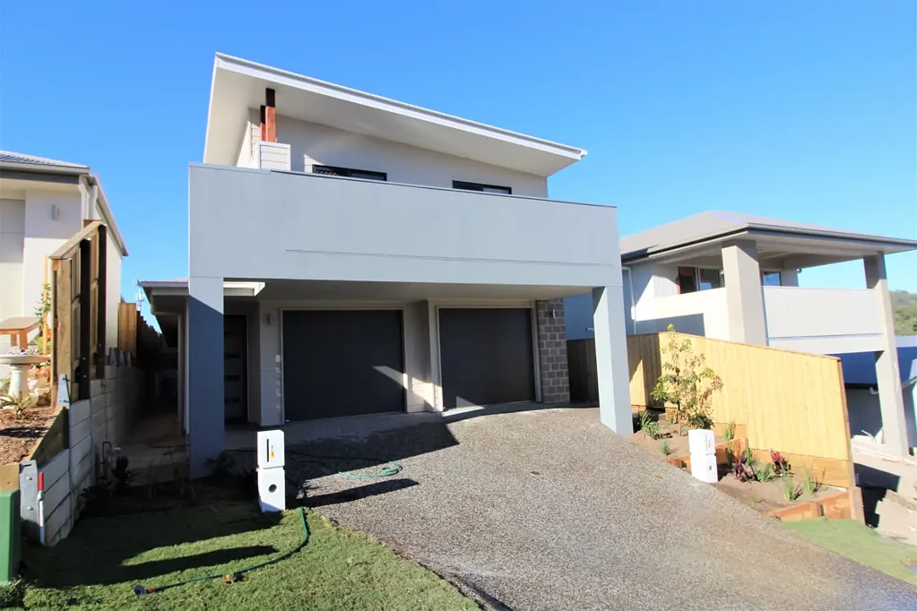 Contemporary Living in the Heart of Augustine Heights