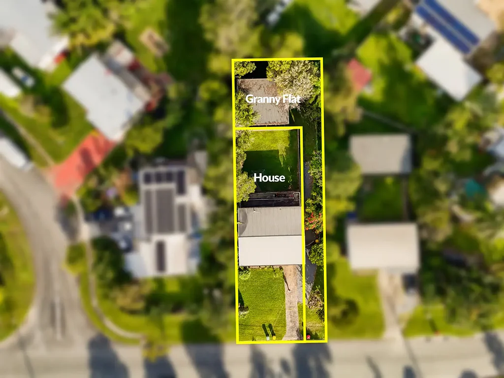 Kingston 5Kwarto LARGE HIGHSET +  GRANNY FLAT WITH UNLIMITED POTENTIAL!