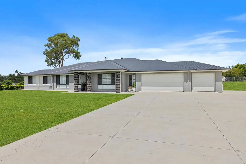 2-4 Barris Court, Forestdale, QLD 4118