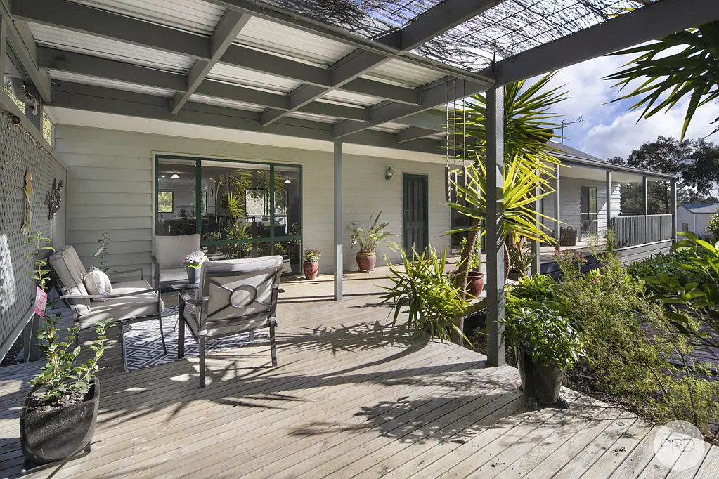 24 Nintingbool Road, Smythes Creek, VIC 3351
