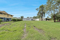 16 Blue Beach Boulevard, Haliday Bay