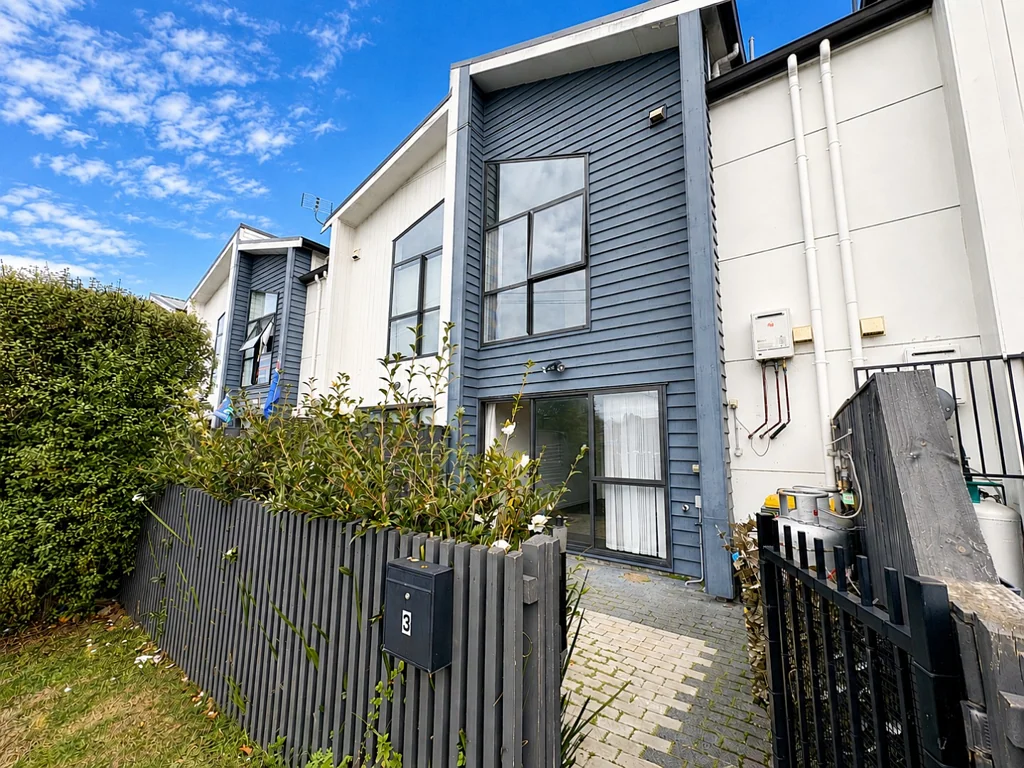 3 Bedroom Townhouse