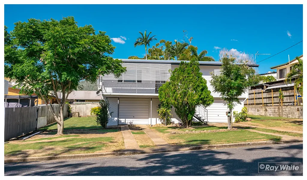 10 Potts Street, Norman Gardens, QLD 4701